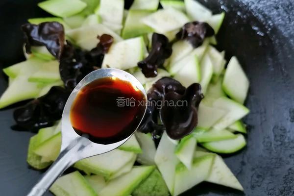 西葫芦炒虾仁的做法图解8