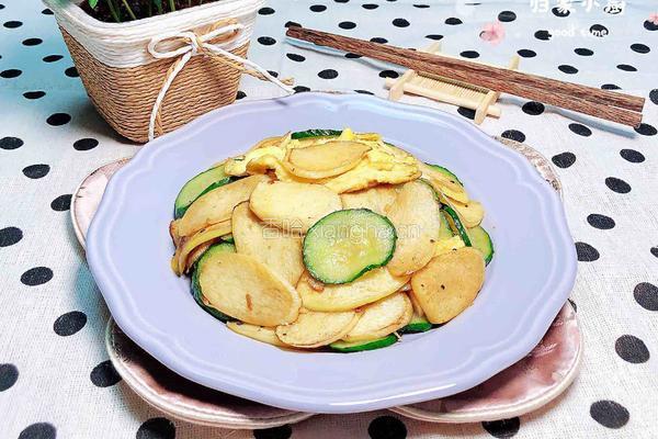 黄油黑椒茭白