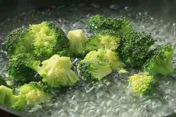 黑椒牛排意面的做法图解4