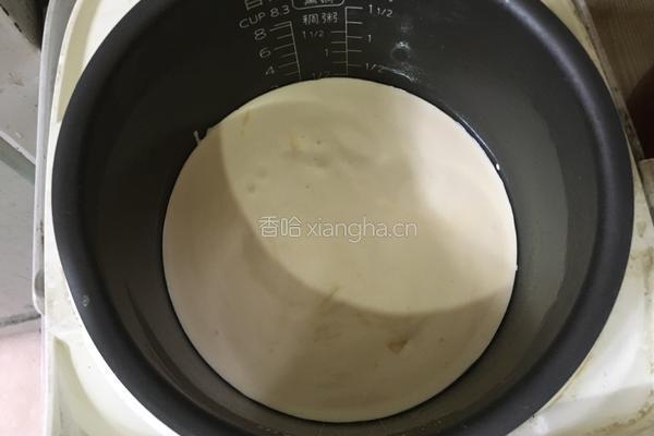 简单的电饭煲蛋糕（可以不用称量）的做法图解12
