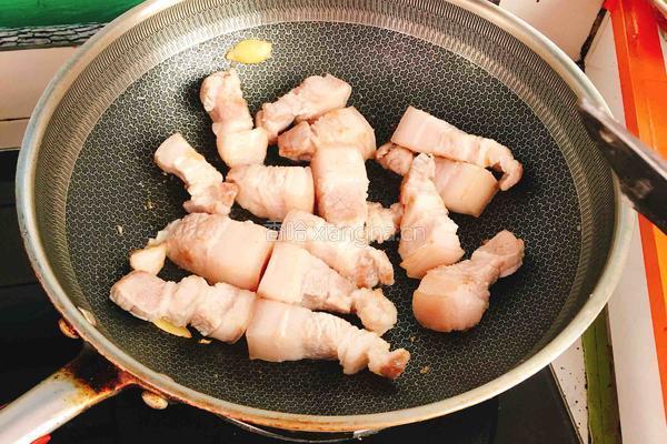 秘制五花肉的做法图解1