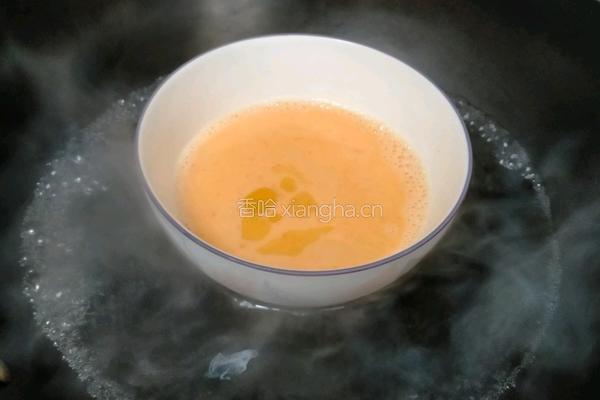 宝宝辅食胡萝卜蒸蛋的做法图解4
