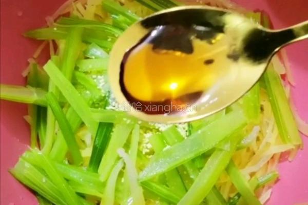 土豆丝炝芹菜的做法图解11