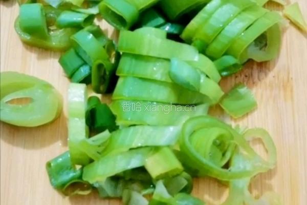 炖油豆角的做法图解1