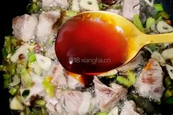 牛腩炖土豆的做法图解13