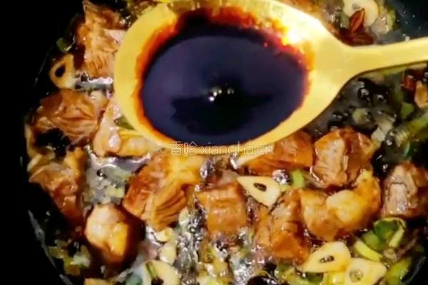 牛腩炖土豆的做法图解14