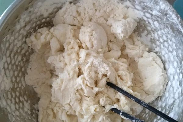 葱油饼的做法图解3