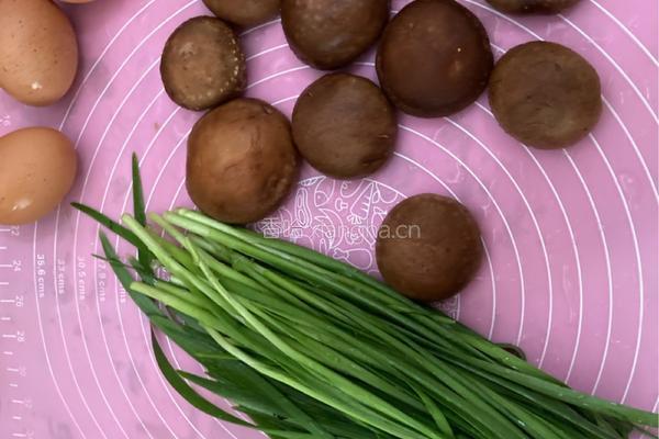 蔬菜煎饺的做法图解1