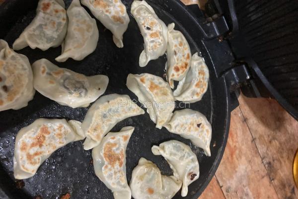 蔬菜煎饺的做法图解7