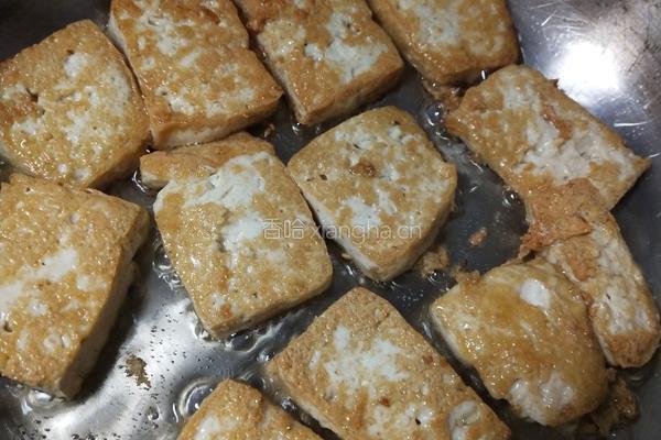 砂锅豆腐泡的做法图解2