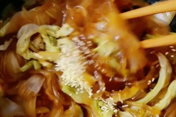 白菜炒粉条的做法图解11