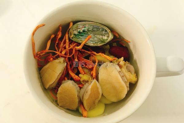 一人食｜鲍鱼虫草花炖鸡汤的做法图解5