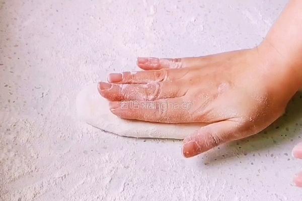陕西小吃 韭菜孜卷 的做法图解8
