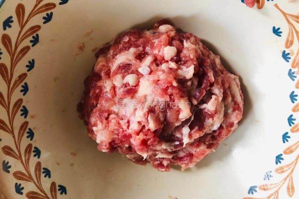 超级滑嫩的山药蒸肉饼，宝宝最爱的做法图解4