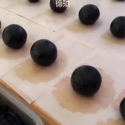 九蒸九晒黑芝麻丸的做法[图]
