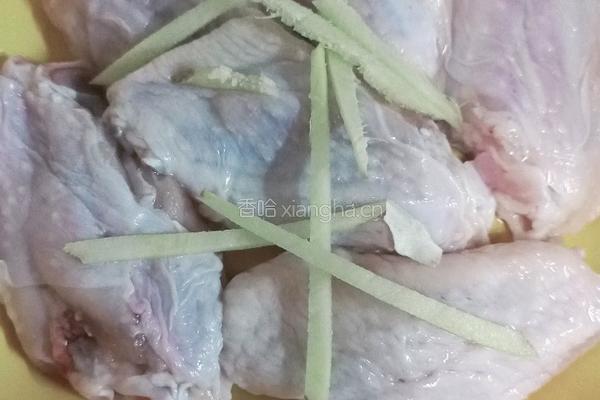 海带黄豆炖鸡翅的做法图解3