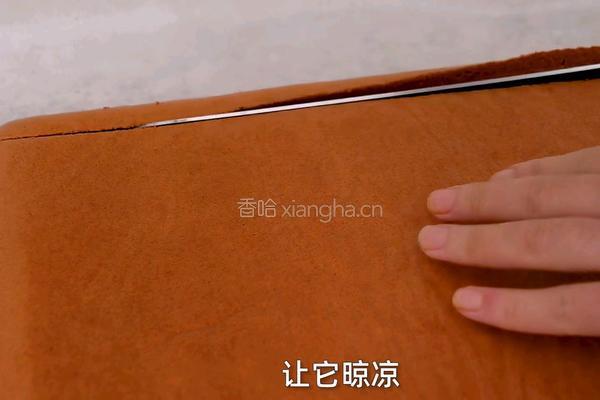 红丝绒蛋糕卷的做法图解6