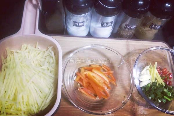 酸辣土豆丝的做法图解3