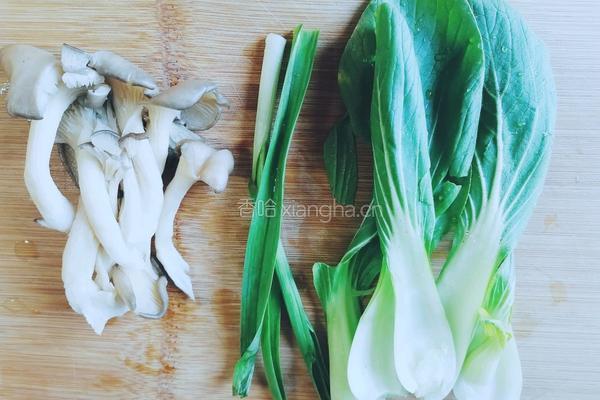 山药豆粥的做法图解1