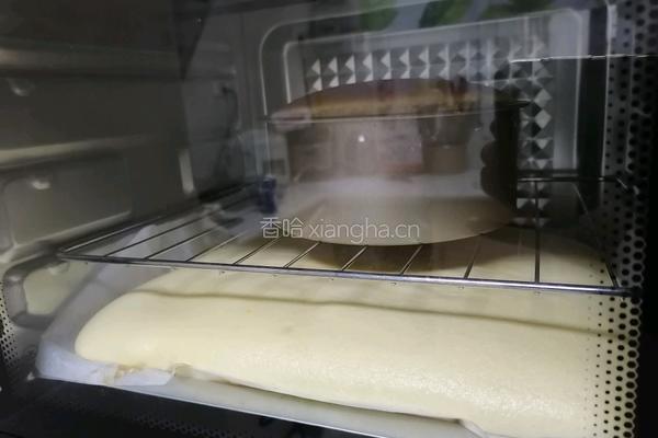 简易版戚风蛋糕的做法图解8