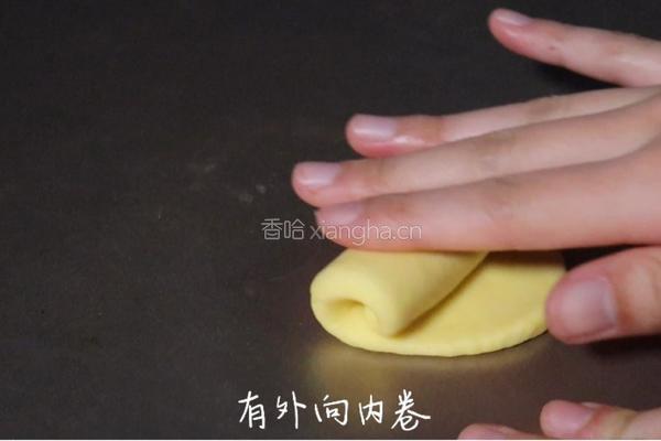 蛋黄酥：过节必备，香香酥酥超解饿！的做法图解16