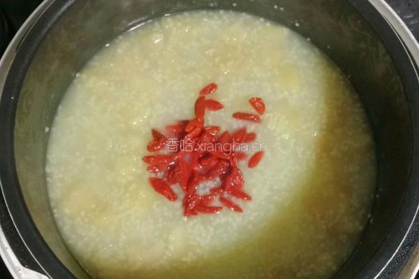 小米银耳苹果粥的做法图解12