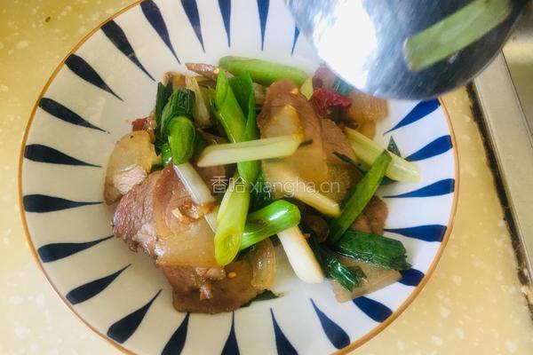 蒜苗炒腊肉的做法图解6