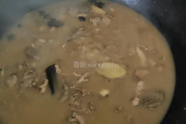 农家铁锅炖笨鸡的做法图解6