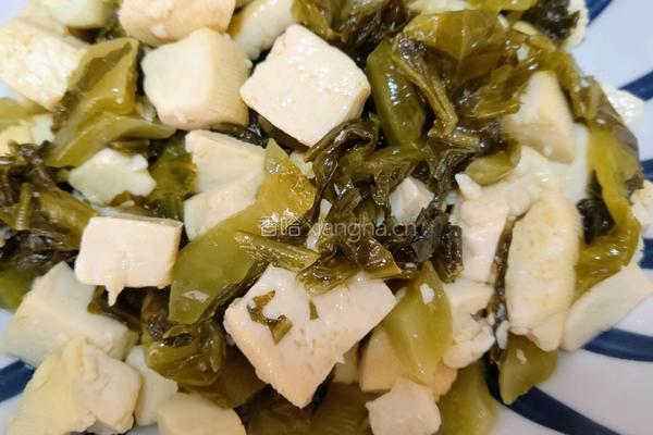 豆腐炒雪菜的做法图解5