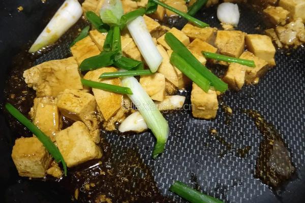 红烧冻豆腐的做法图解4