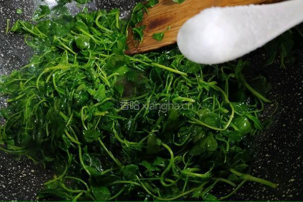 炒草头的做法图解8
