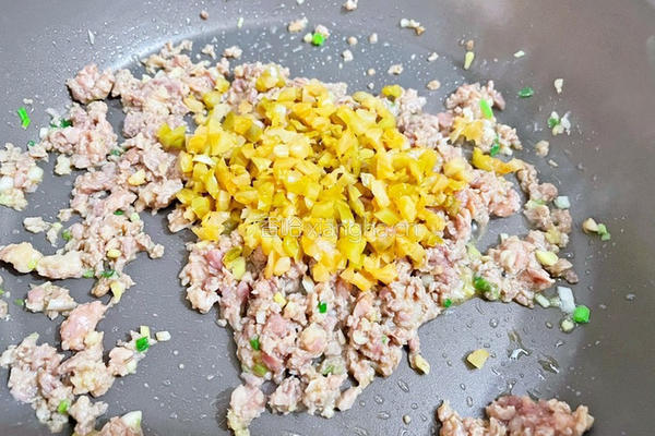 榨菜肉末蒸豆腐的做法图解9