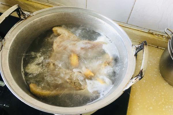 风干盐水鸭的做法图解3