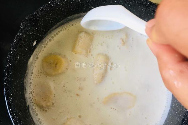 牛奶香蕉煮麦片的做法图解5