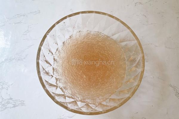 草莓厚乳杯的做法图解5