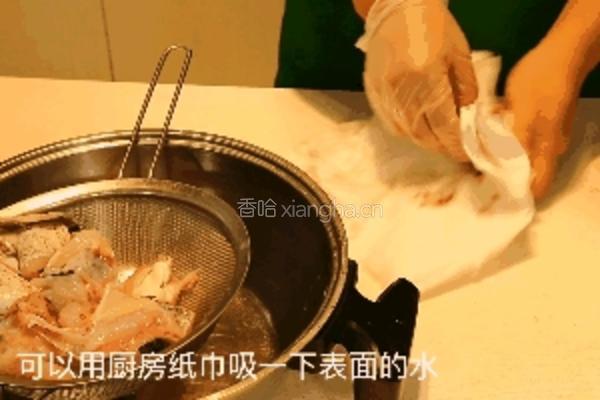 生啫鱼头不煎不炸香味炸裂盖子都压不住的做法图解3