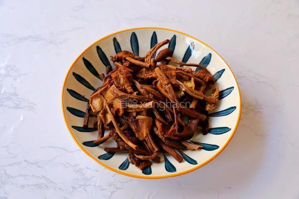 茶树菇炖鸡汤的做法图解6