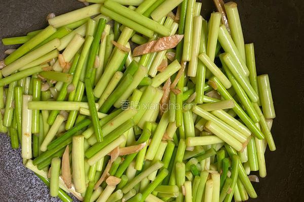 蒜苔炒肉丝的做法图解10