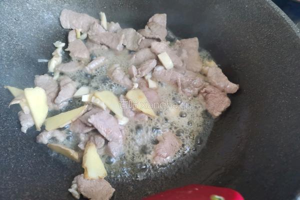 杏鲍菇炒肉片的做法图解8