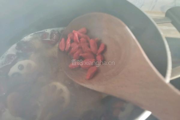 红枣莲藕汤（滋阴润肺补气血）的做法图解7