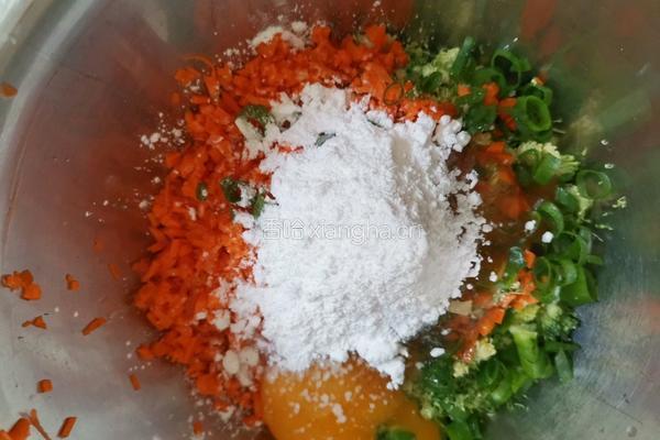 胡萝卜鸡蛋饼的做法图解5