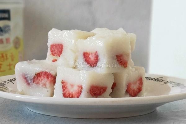 草莓奶冻的做法图解8