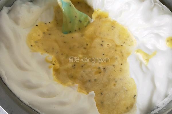 亚麻青柠戚风肉松蛋糕的做法图解7