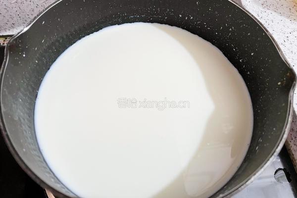 草莓奶冻啵啵杯的做法图解3