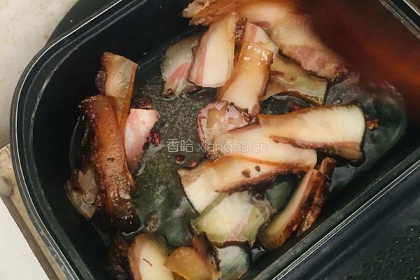 莲花菜炒腊猪脸的做法图解2