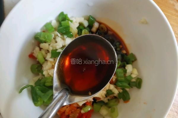 剁椒皮蛋的做法图解6