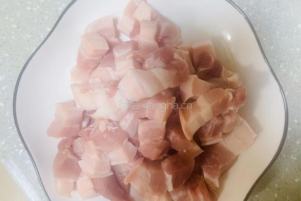 红烧肉的做法图解1