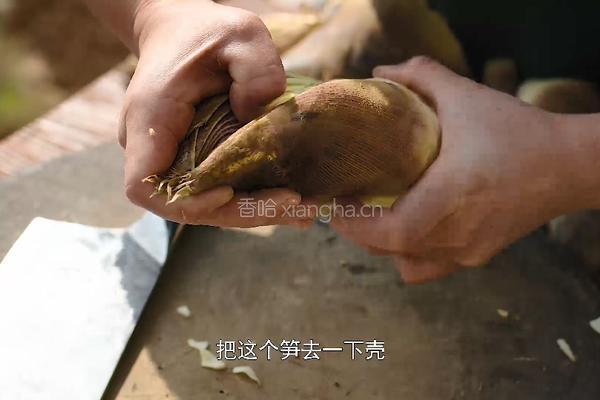 油焖春笋 时令春笋经典做法 脆嫩鲜美又不腻口的做法图解2