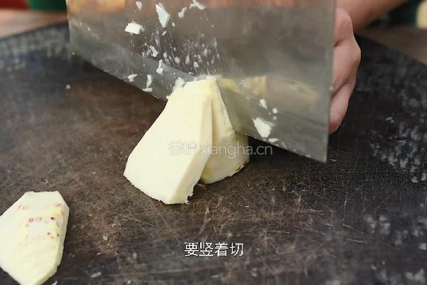 油焖春笋 时令春笋经典做法 脆嫩鲜美又不腻口的做法图解3