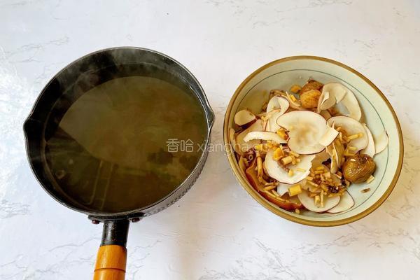 海底椰雪梨膏的做法图解6
